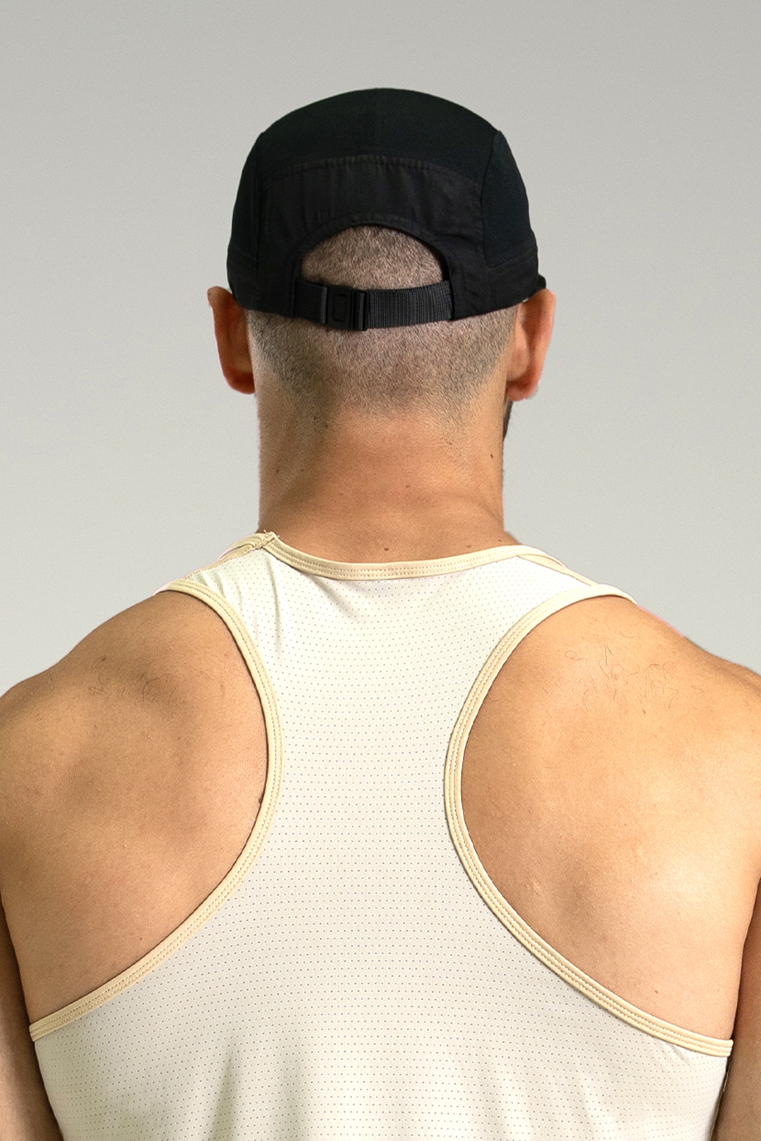 Casquette arrière